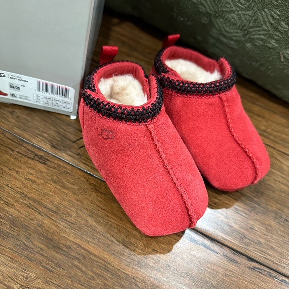 UGG Other - UGG baby Tasman red slippers - size 4/5 (12-18 months)